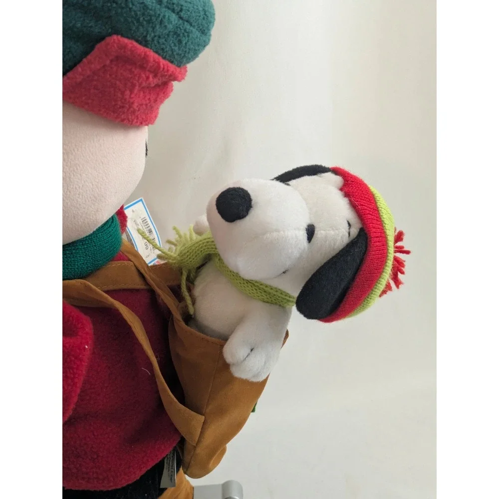 Peanuts Charlie Brown Ice Skating Animated Plush Snoopy in Backpack 16